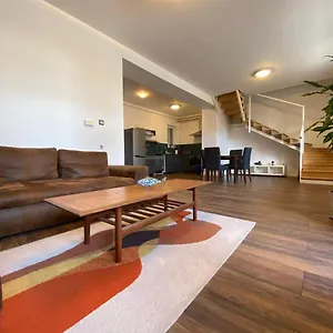 2 Bedroom 107 M2 Loft With Balcony Appartamento Budapest